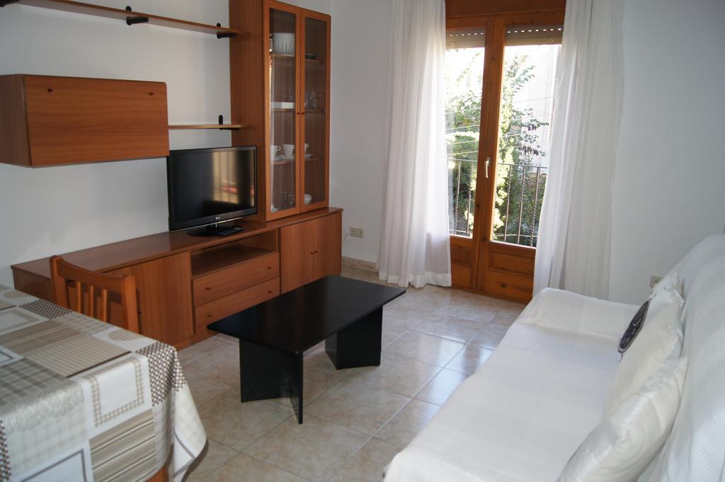 Barceloneta Upartments Apartment Figueres  Luaran gambar